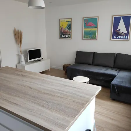 Magnifique Centre Apartmán Hyères